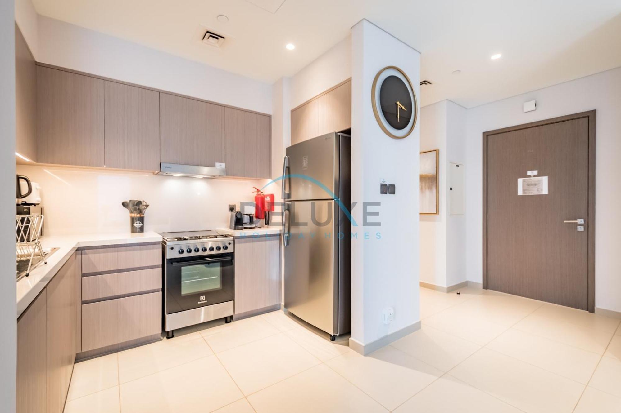 Apartment Splendid 2br At Act One Act Two Tower 2 In Downtown By Deluxe Homes Dubai